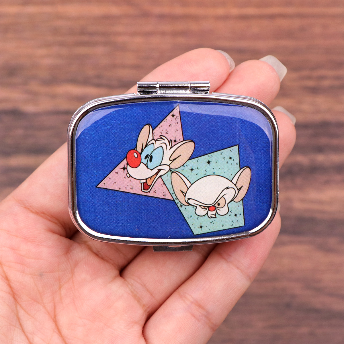 Cute Mouse Cartoon Travel Pill - Tablet Accessories Case recensione e prezzo