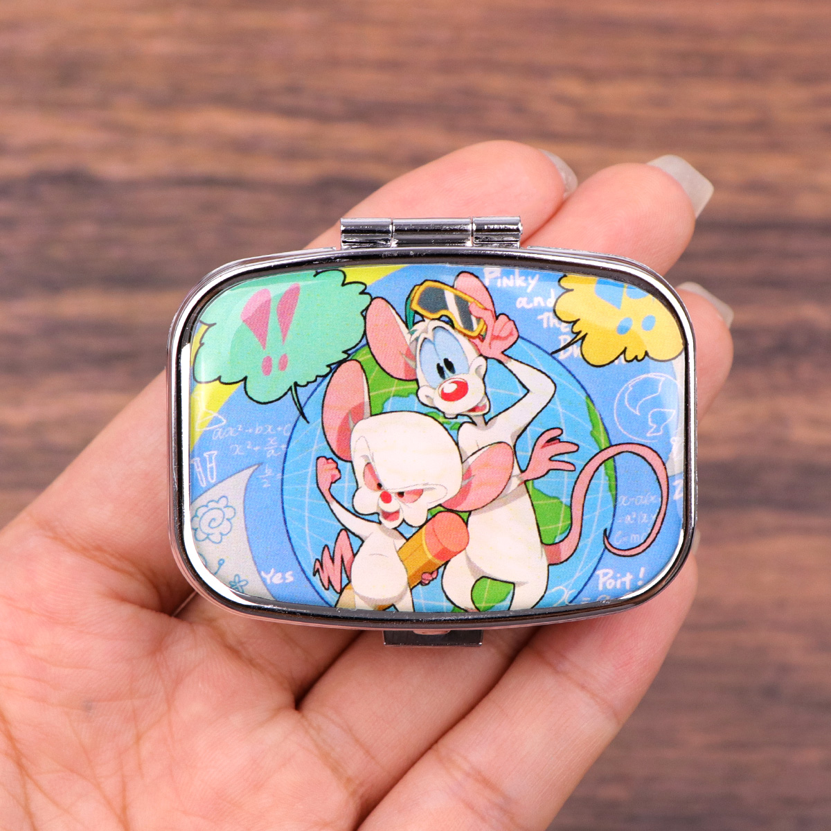Cute Mouse Cartoon Travel Pill - Tablet Accessories Case recensione e prezzo