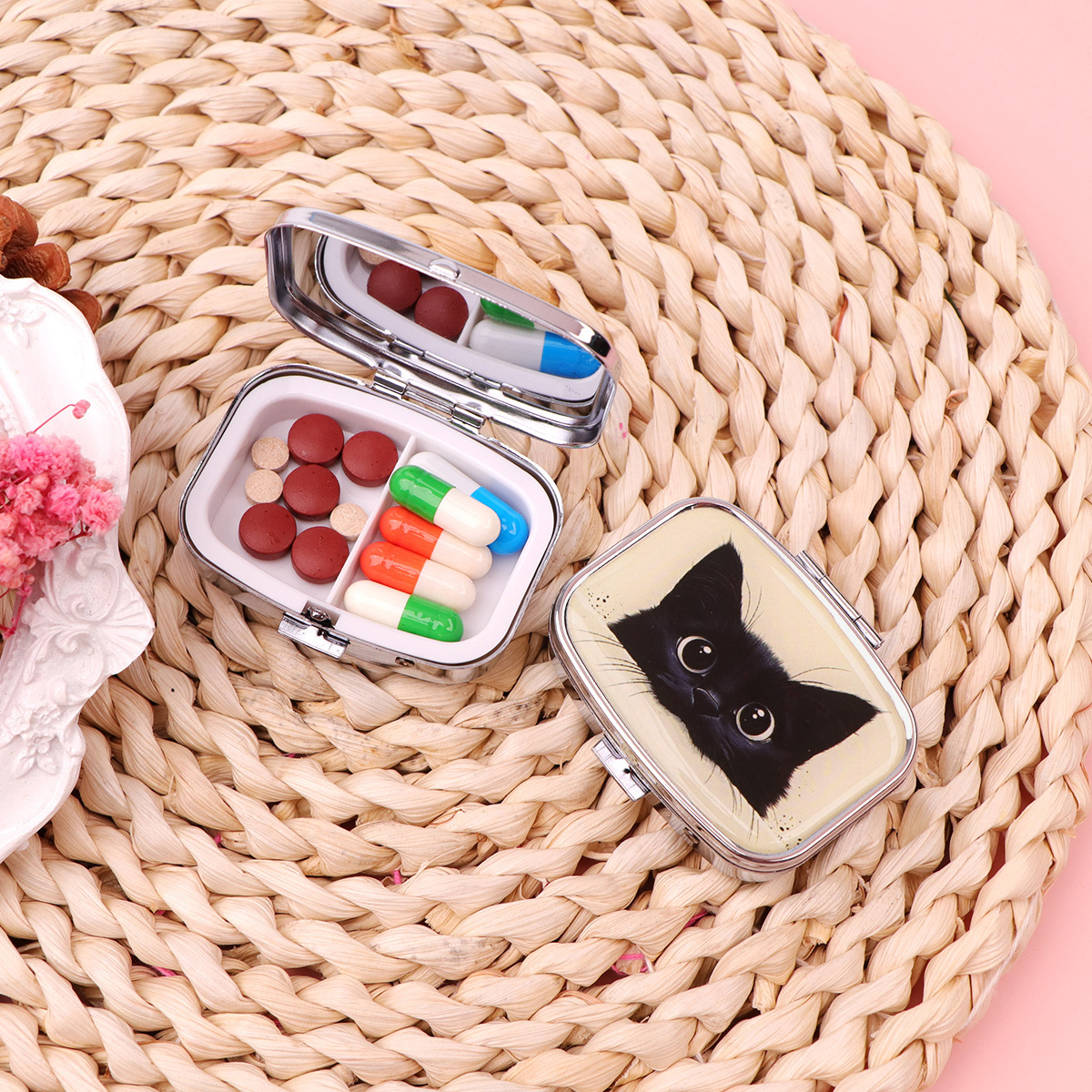 Cute Black Cat Travel Pill Org - Tablet Accessories Case recensione e prezzo